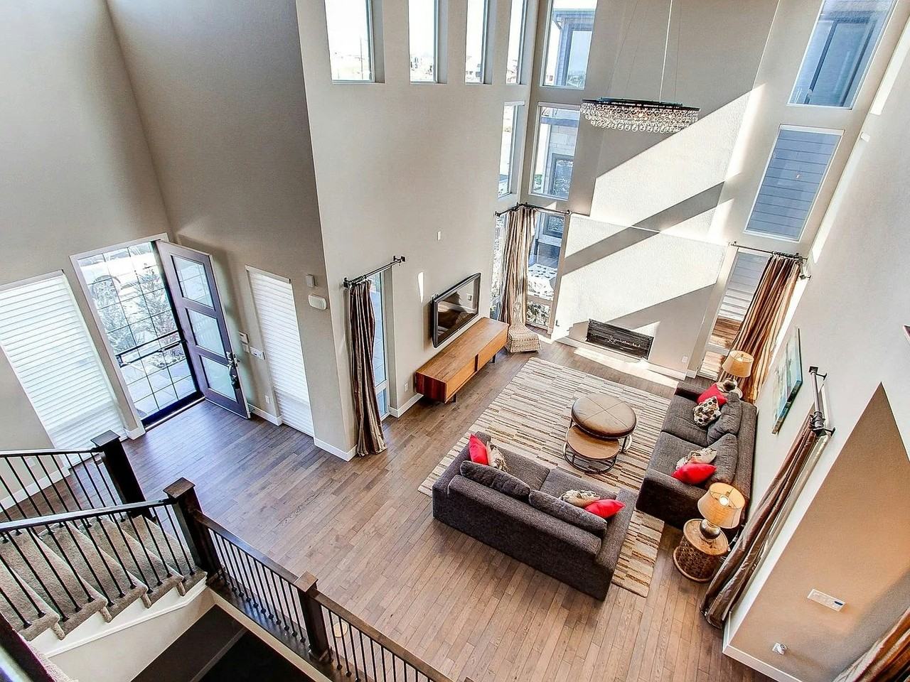 8374 East 51st Avenue - Photo 4 of 50