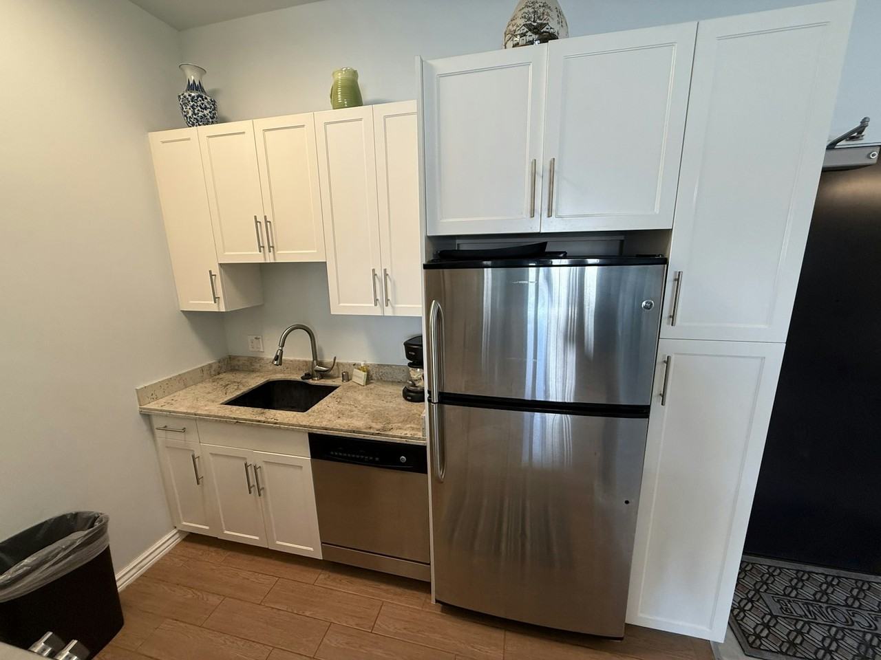 1810 Kaioʻo Drive - Photo 4 of 25