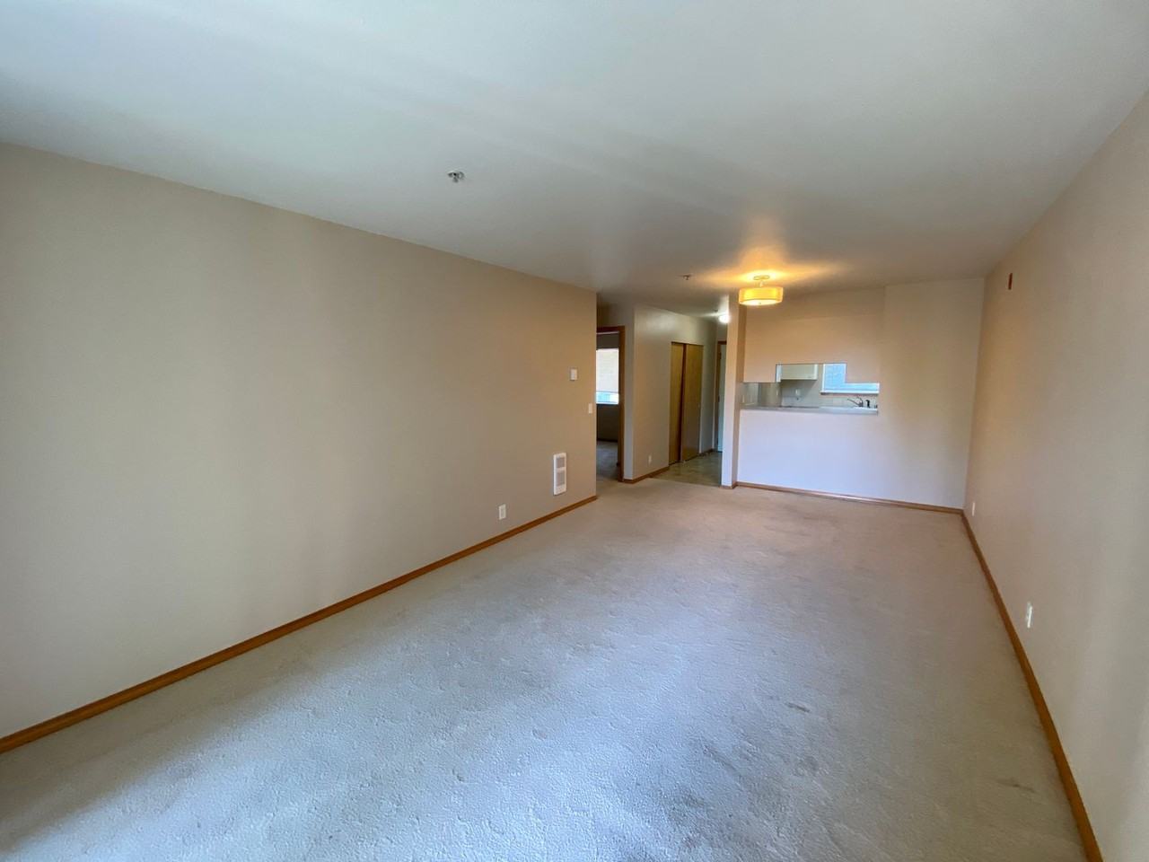 2715 W Maplewood Ave #224 - Photo 3 of 10