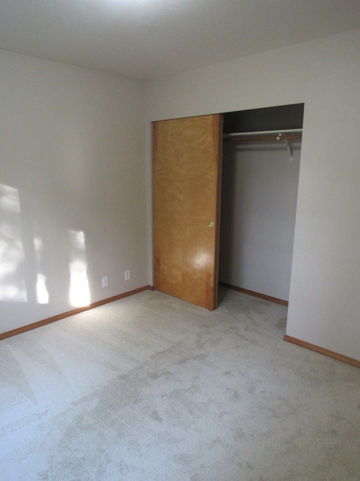 2715 W Maplewood Ave #224 - Photo 5 of 10
