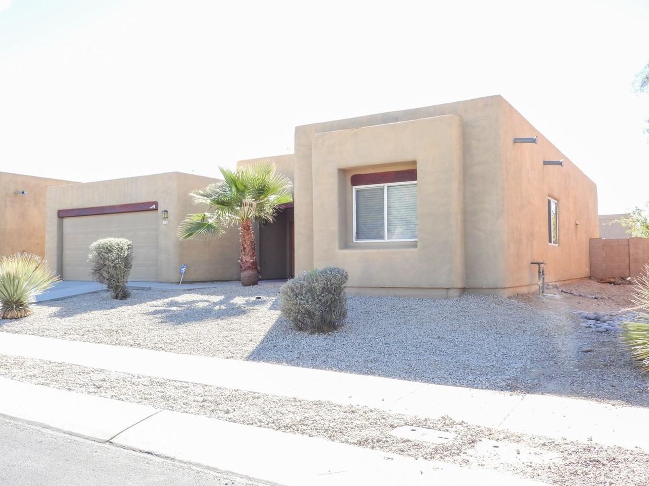 5439 W Mosquito Dr - Photo 3 of 50