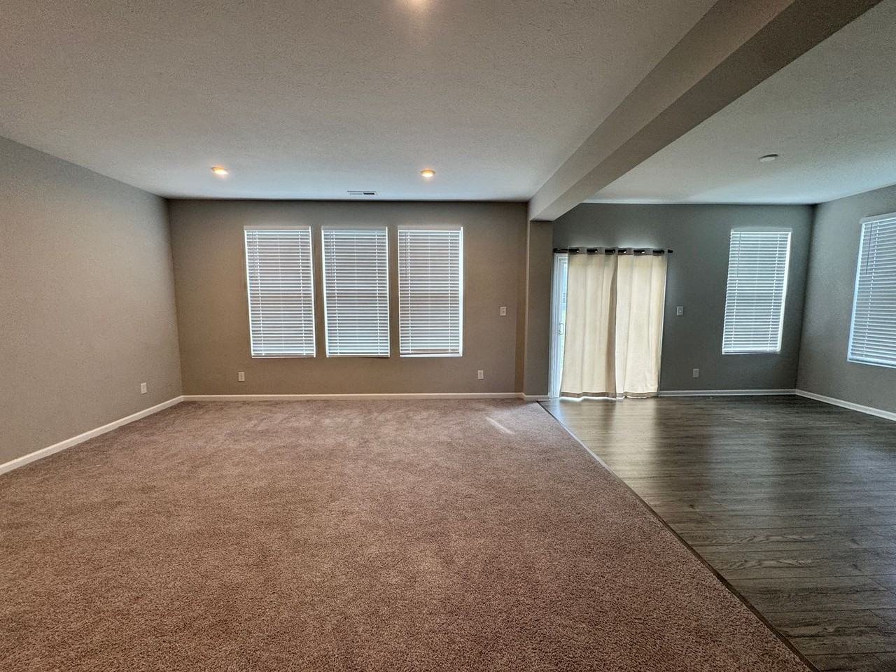 3238 Creekridge Ct - Photo 4 of 32