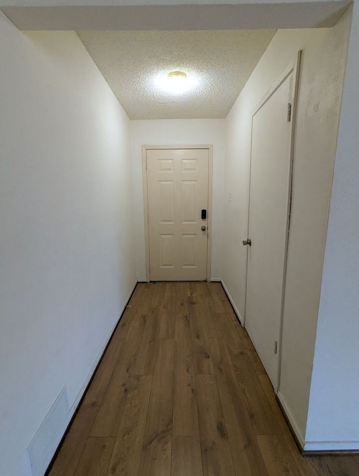 1112 Dennis Dr - Photo 3 of 22