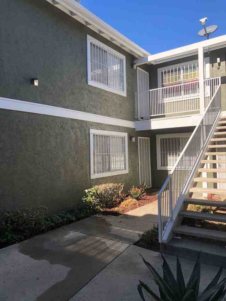 4465 48th St #3 - Photo 2 of 19