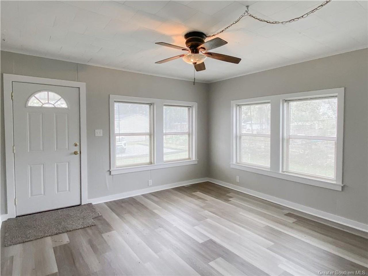 1000 Brady St - Photo 3 of 21