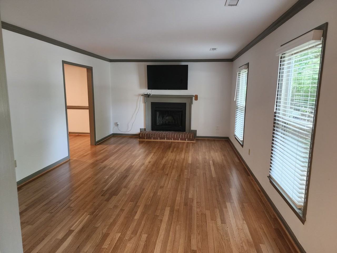 217 Nina Ln - Photo 2 of 43