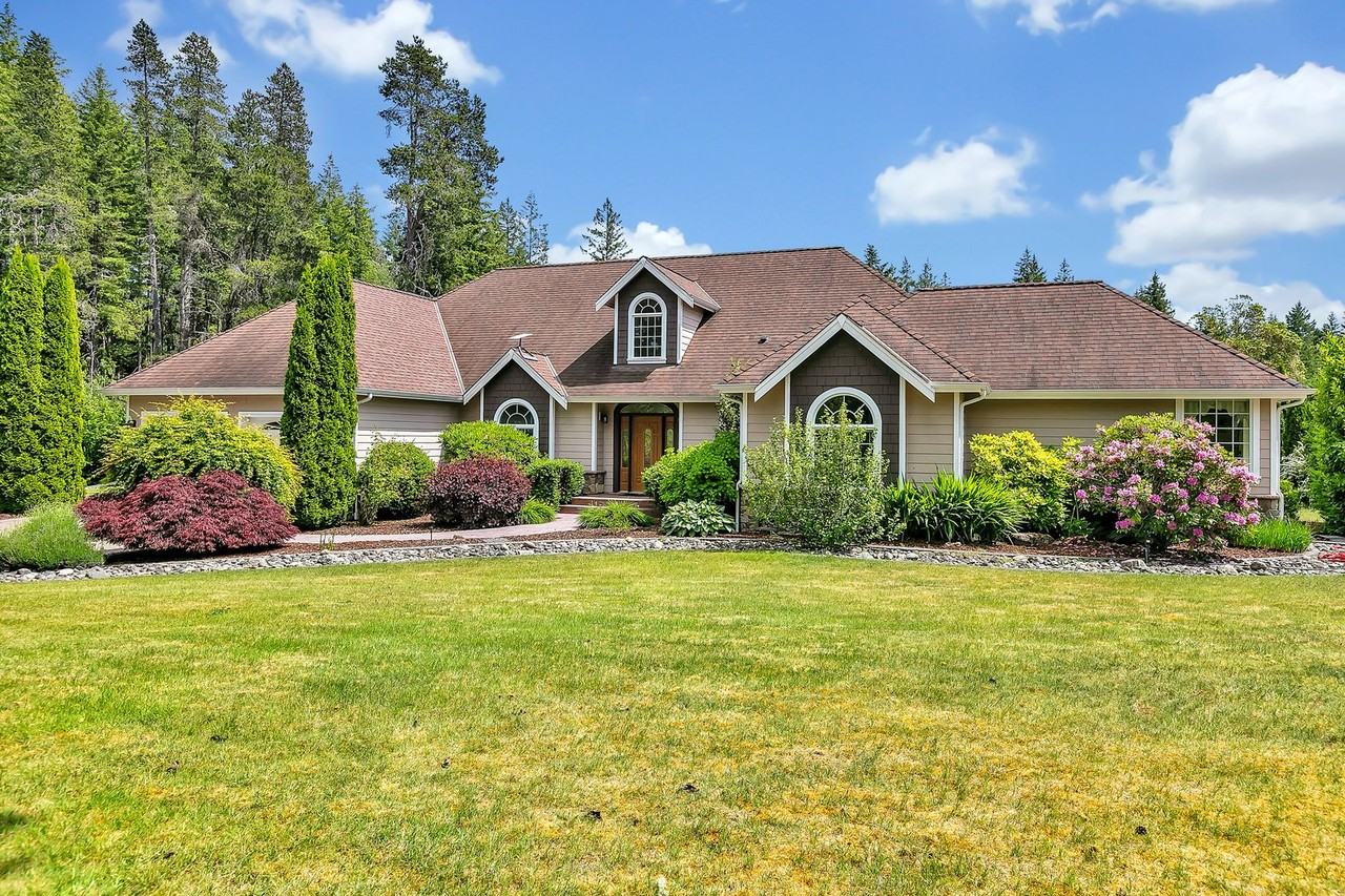 16220 150th St Nw - Photo 3 of 33