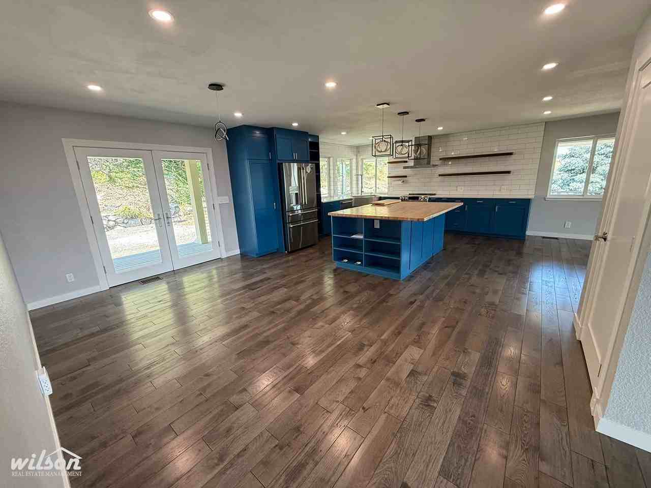 200 Orchard Dr - Photo 2 of 23