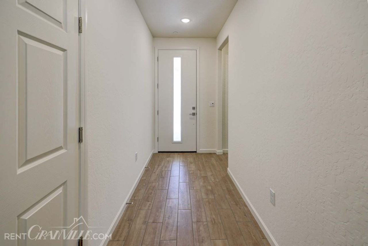 1169 Significant Way W - Photo 2 of 10