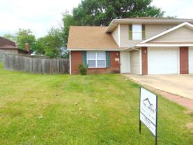 1709 Lakewood Dr - Photo 1 of 1