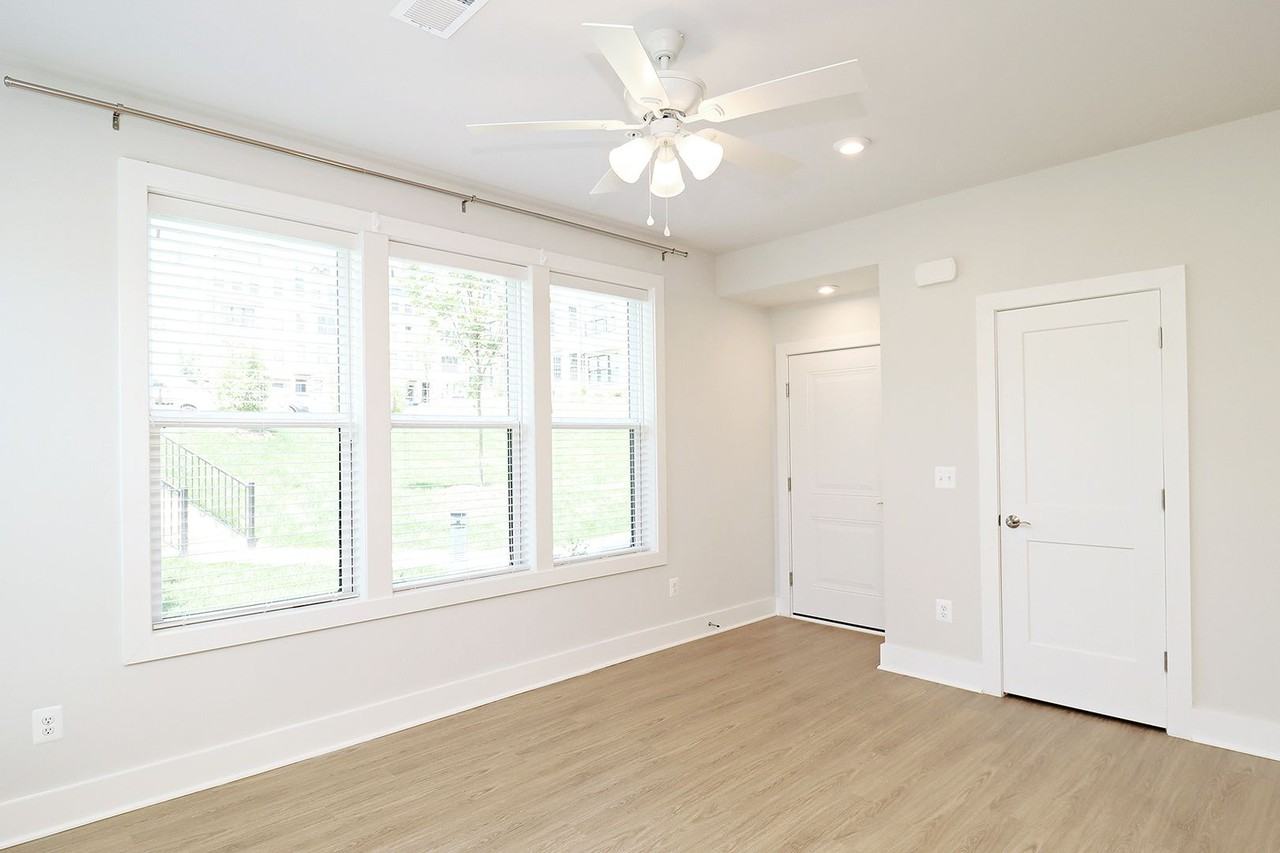 825 Wesley Ln #A - Photo 2 of 19