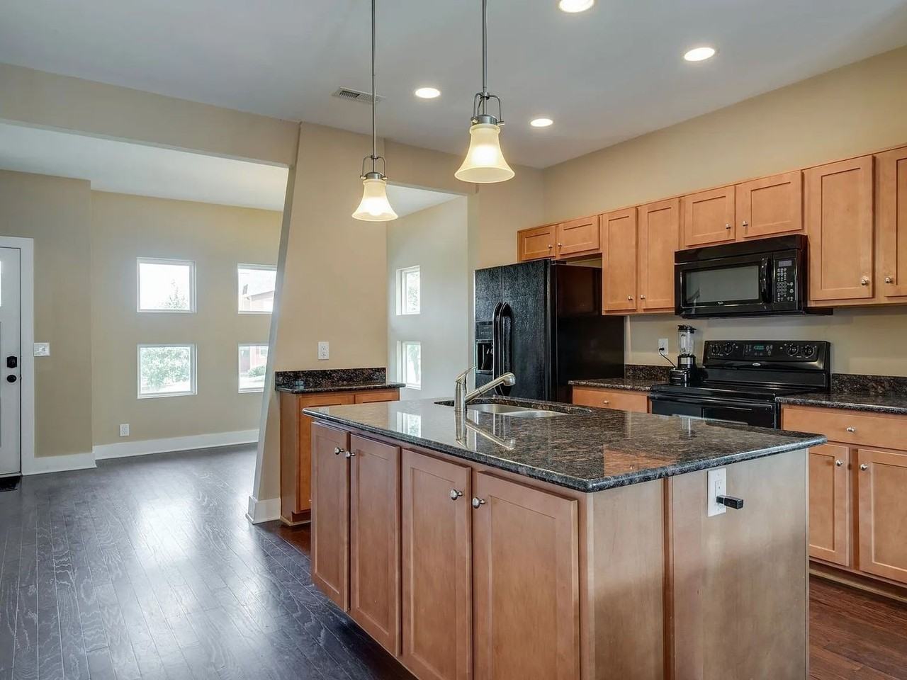 3529 Steffisburg Dr - Photo 3 of 22