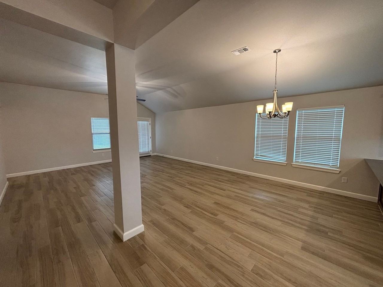 3012 Red Cedar Way - Photo 5 of 20