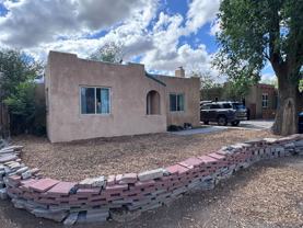 436 Carlisle Blvd Ne - Photo 1 of 1