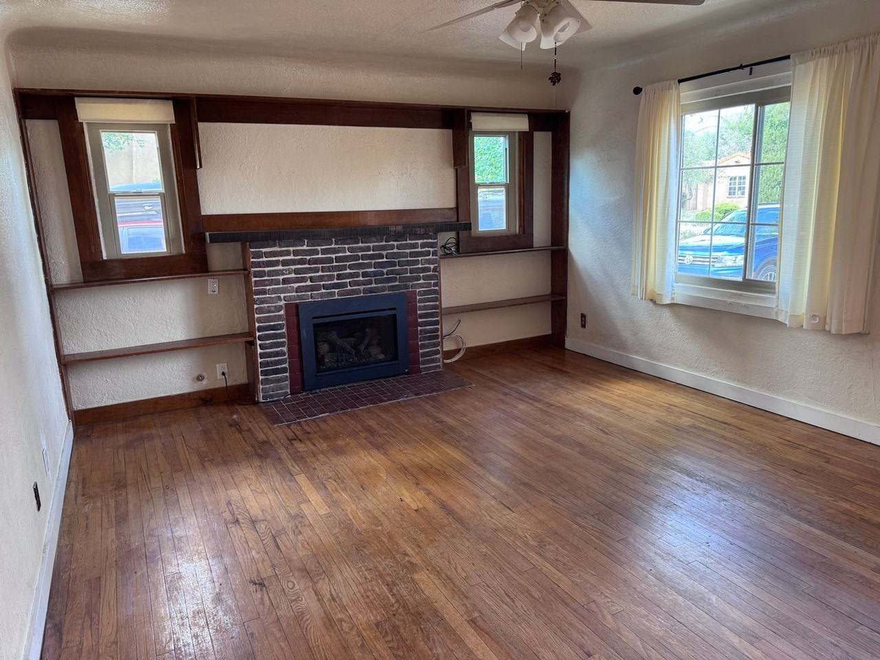 436 Carlisle Blvd Ne - Photo 5 of 19