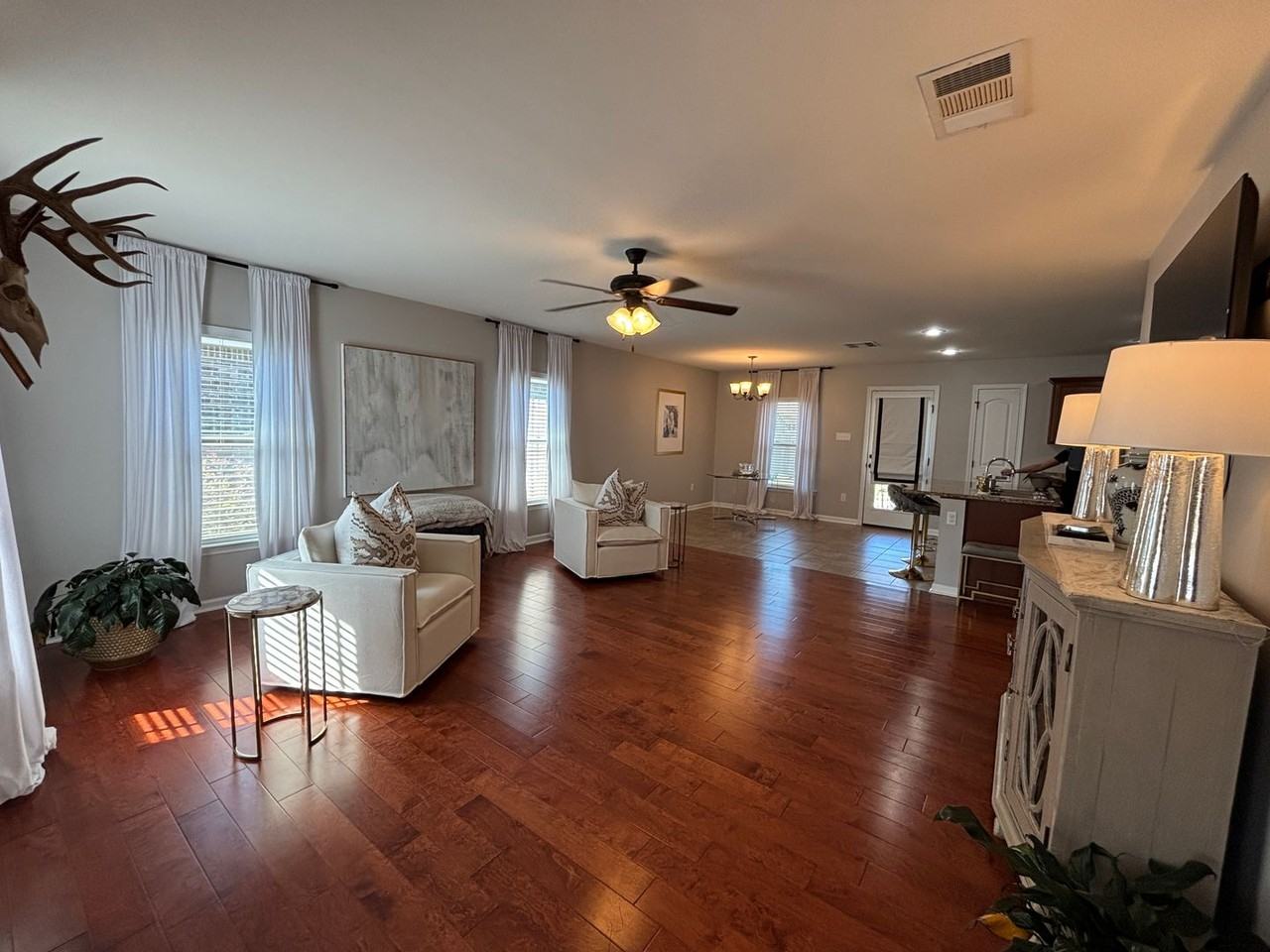 1125 Eli Connor Dr - Photo 2 of 15