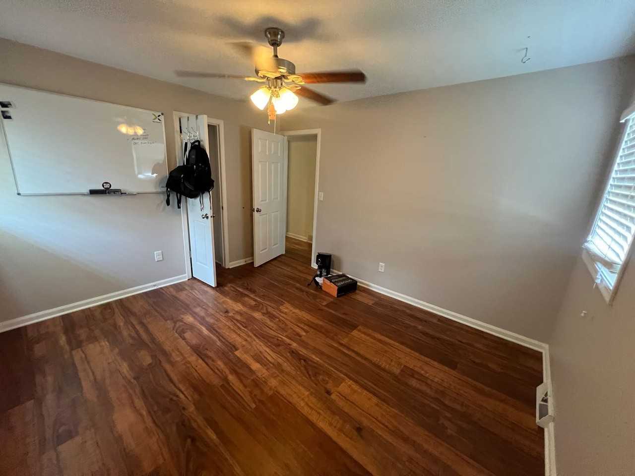 420 Walnut St - Photo 5 of 17