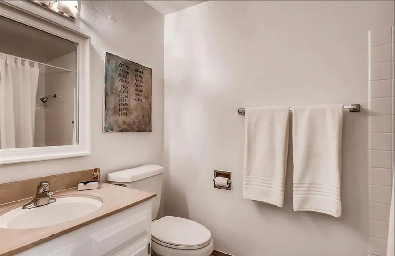 18222 Ne 31st St - Photo 5 of 24