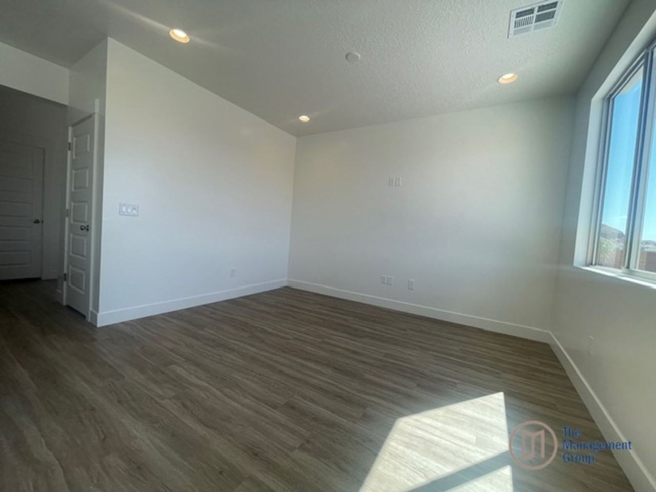 4179 E Elrond Ln - Photo 5 of 18