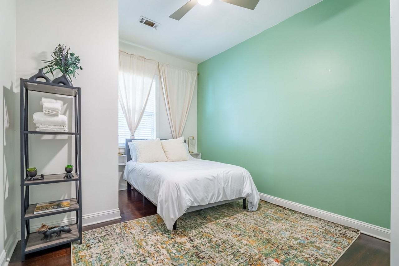 1530 Rogers Ave Sw - Photo 6 of 15