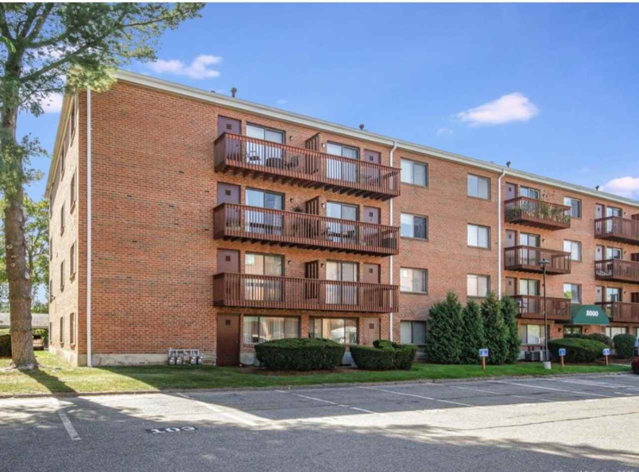 2320 Harbor View Dr - Photo 2 of 22