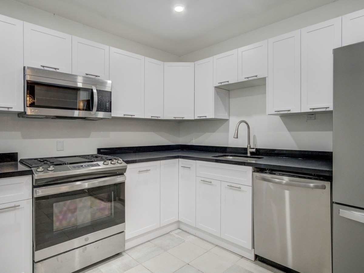 268 Mcgill St - Photo 3 of 22