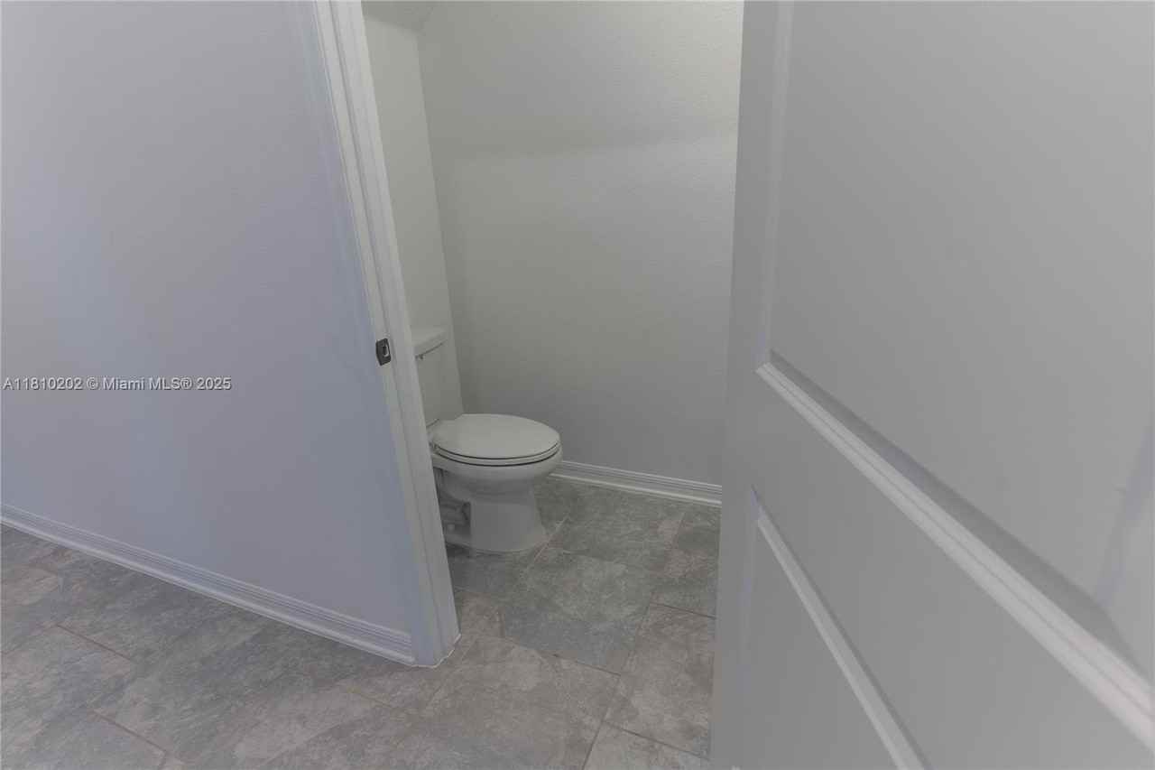 934 Cattleman St - Photo 5 of 47