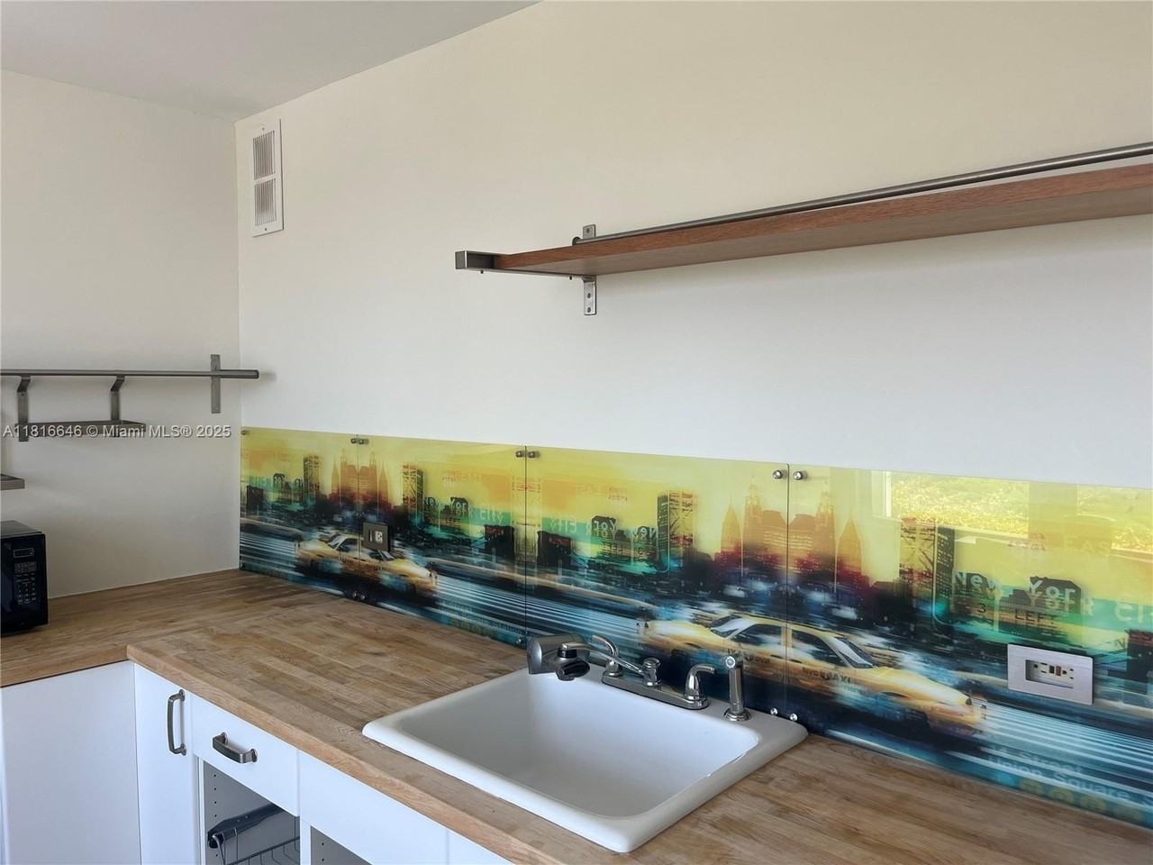 3 Island Ave #08A - Photo 7 of 15