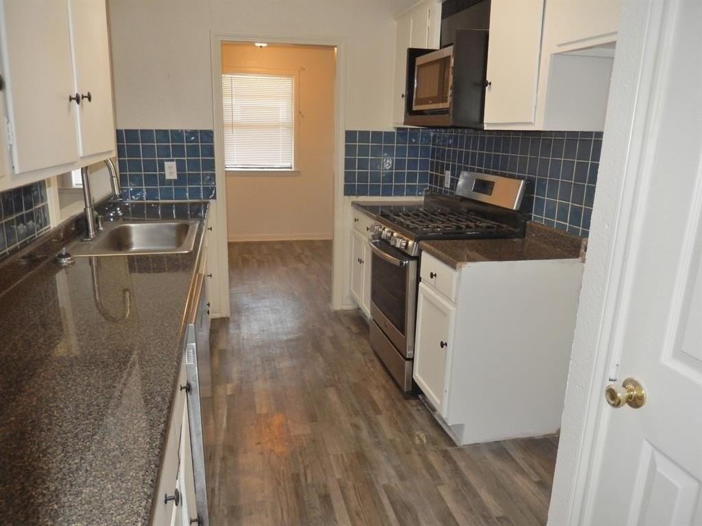 2710 Mount View Dr - Photo 5 of 19