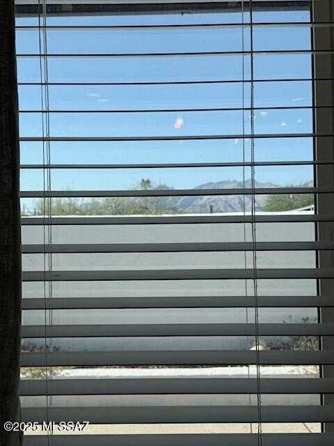 2116 North Catalina Avenue - Photo 3 of 12