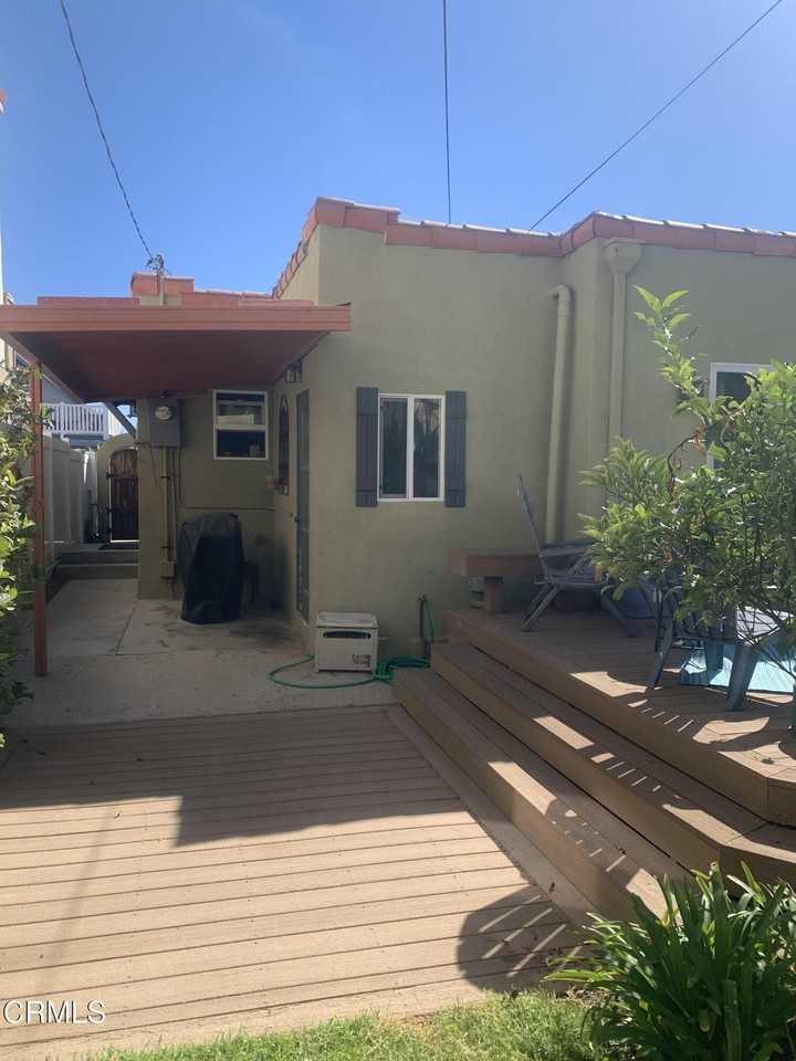 141 Burbank Ave - Photo 2 of 8