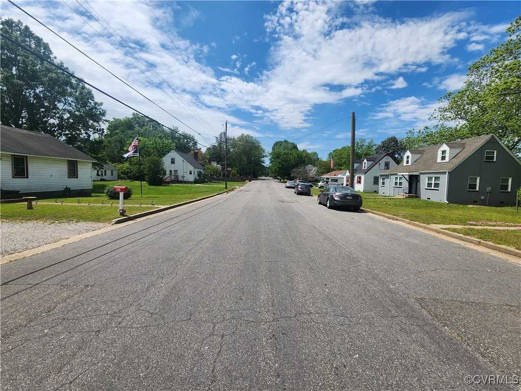 3306 Granby St - Photo 2 of 10