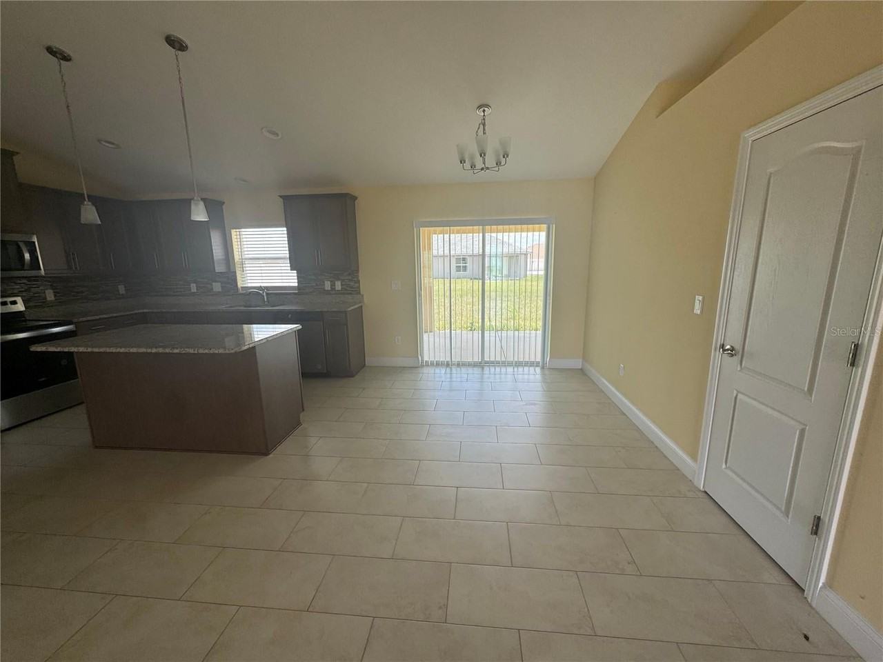 5082 Sw 91st Pl - Photo 4 of 23