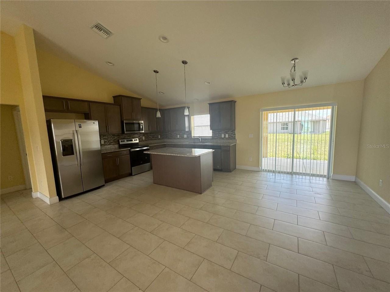 5082 Sw 91st Pl - Photo 7 of 23