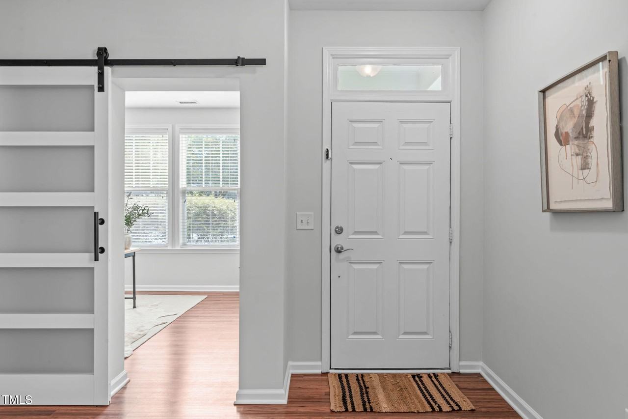 3148 Rapid Falls Rd - Photo 4 of 35