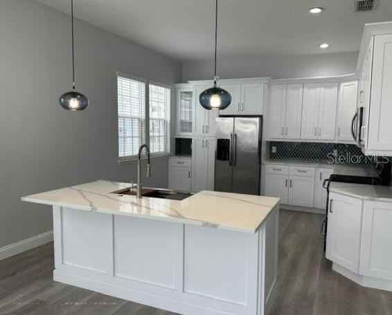 1124 Rush St - Photo 6 of 35