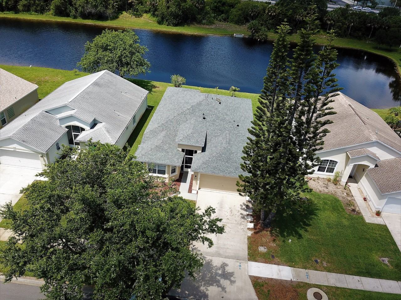 8049 Bracken Ln - Photo 3 of 23