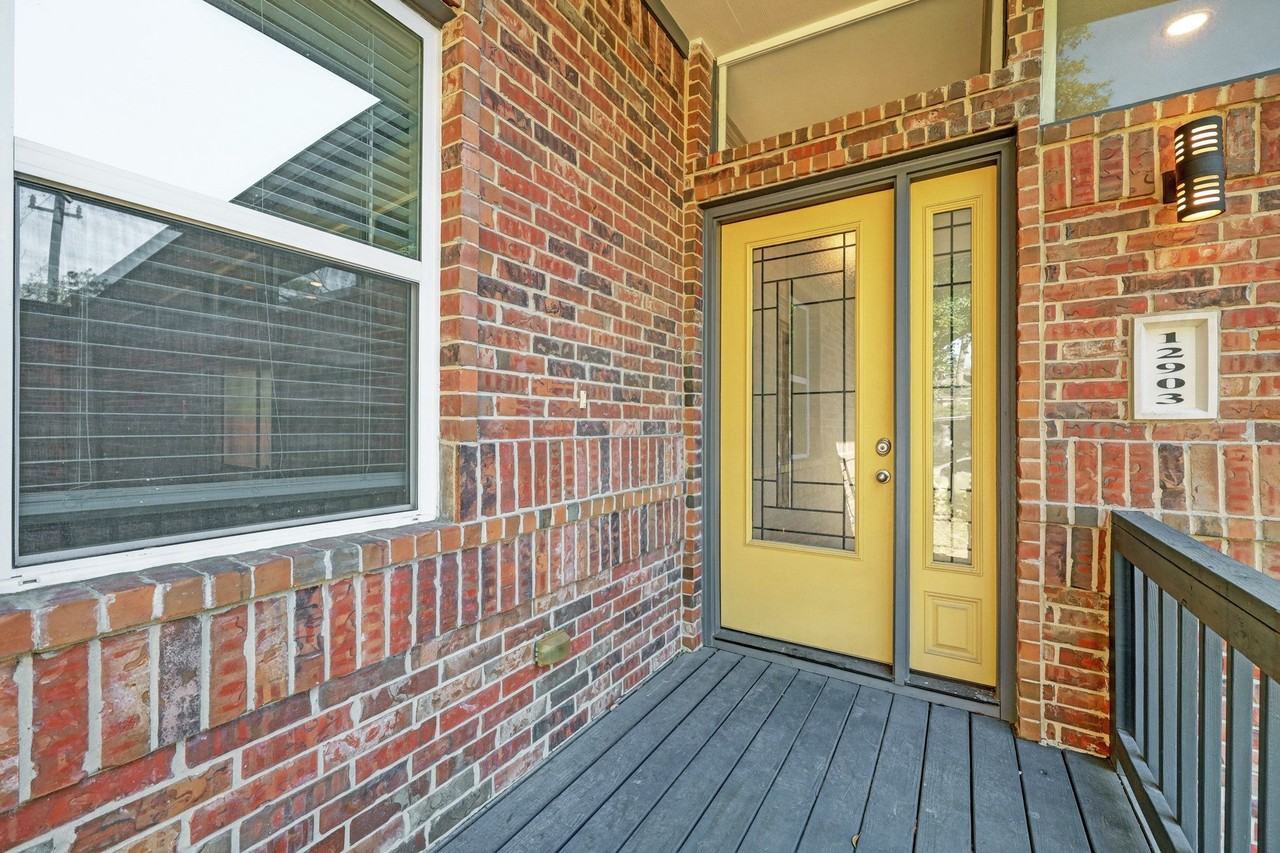 12903 Figaro Dr - Photo 4 of 29