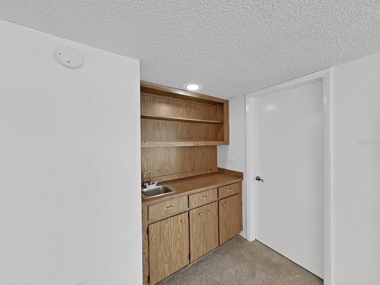 700 Starkey Rd - Photo 5 of 20