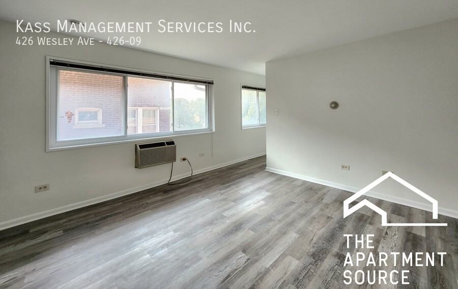 426 Wesley Ave #08 - Photo 3 of 12