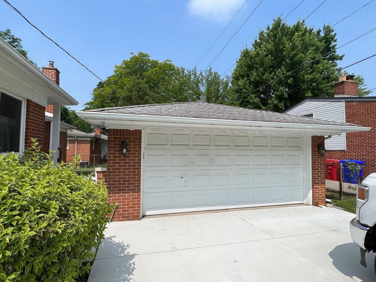 18285 Breezeway - Photo 3 of 11