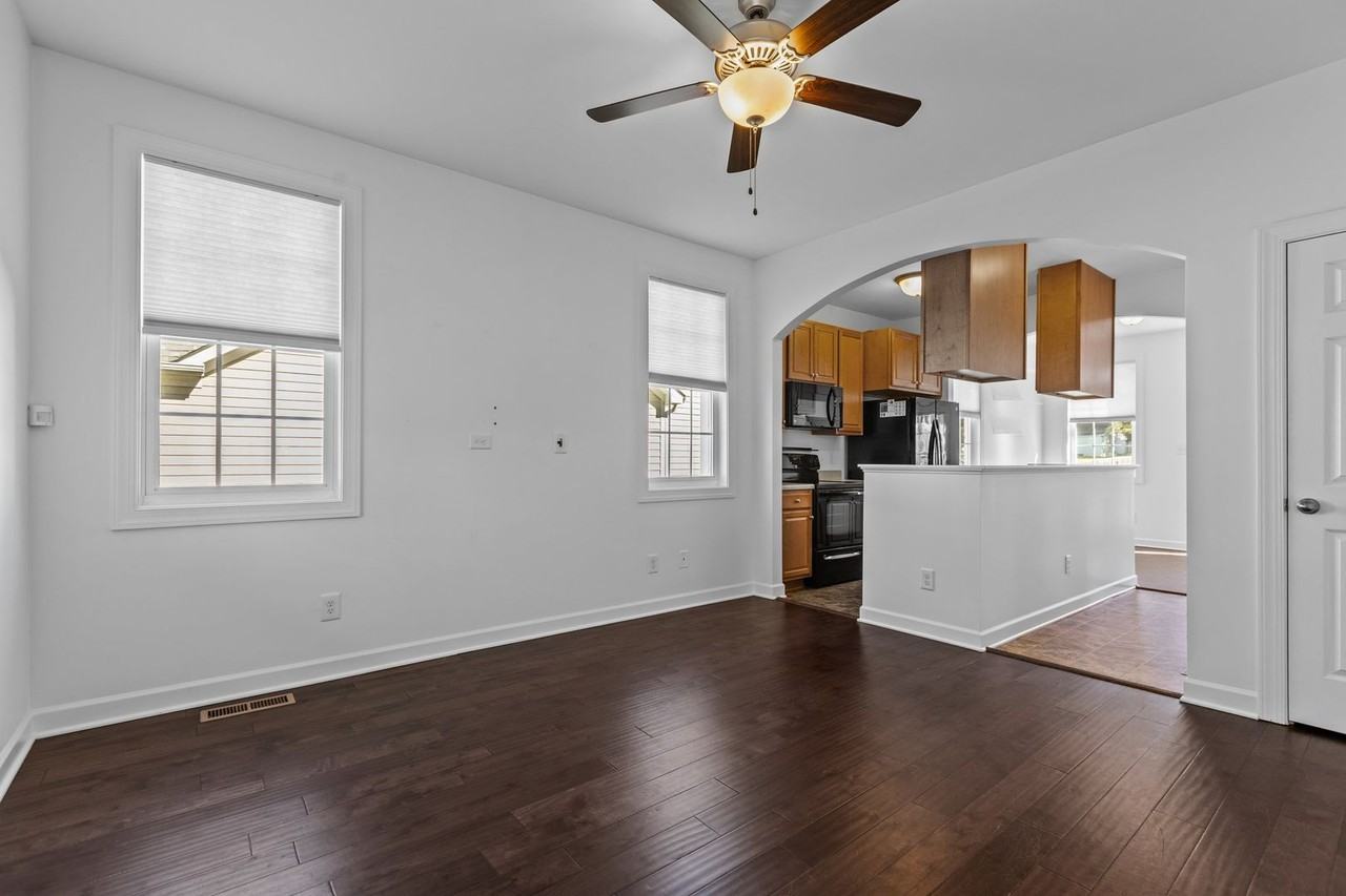 124 Idlewild Ave - Photo 3 of 35