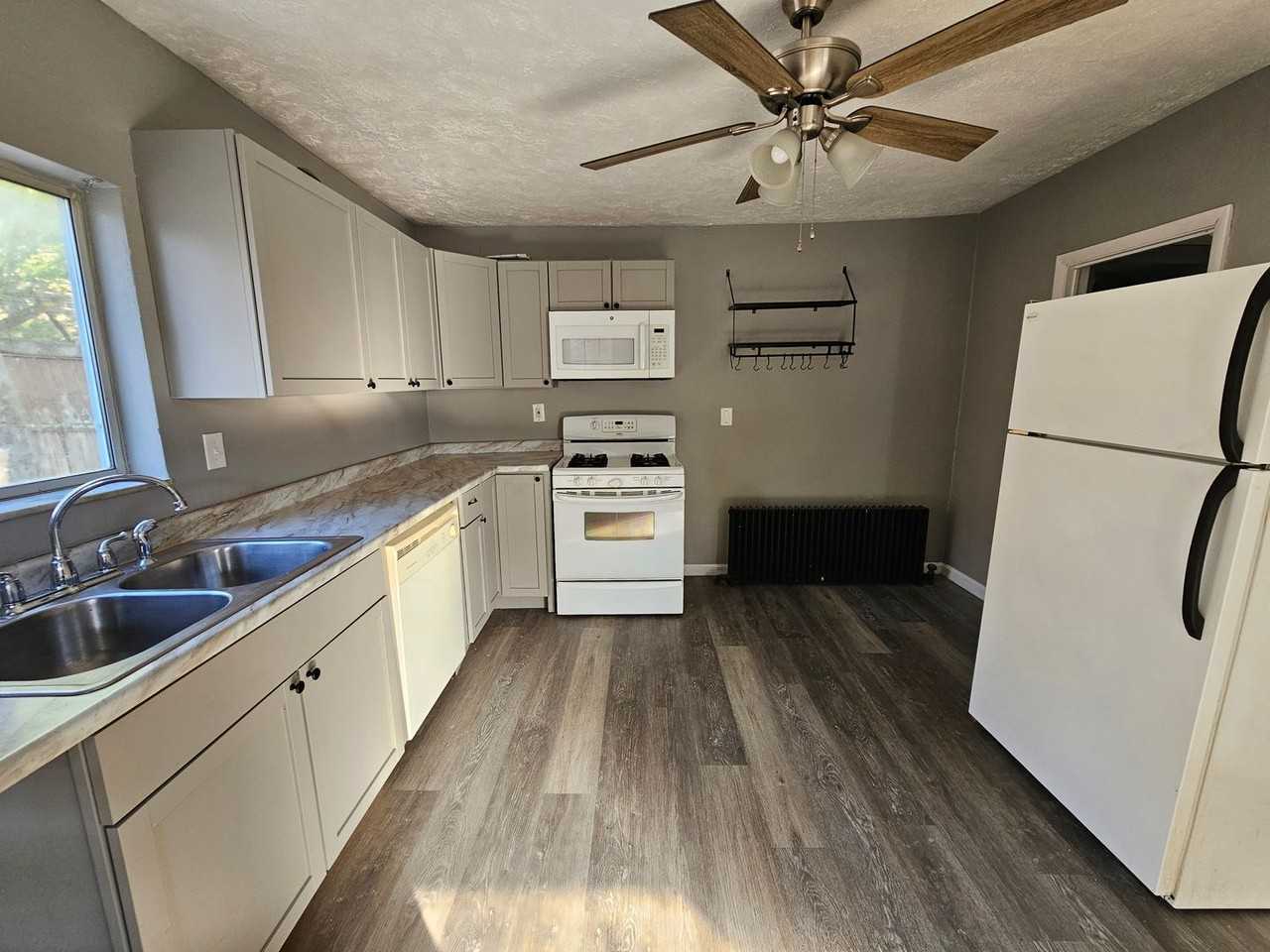 510 Cubbage St - Photo 3 of 11