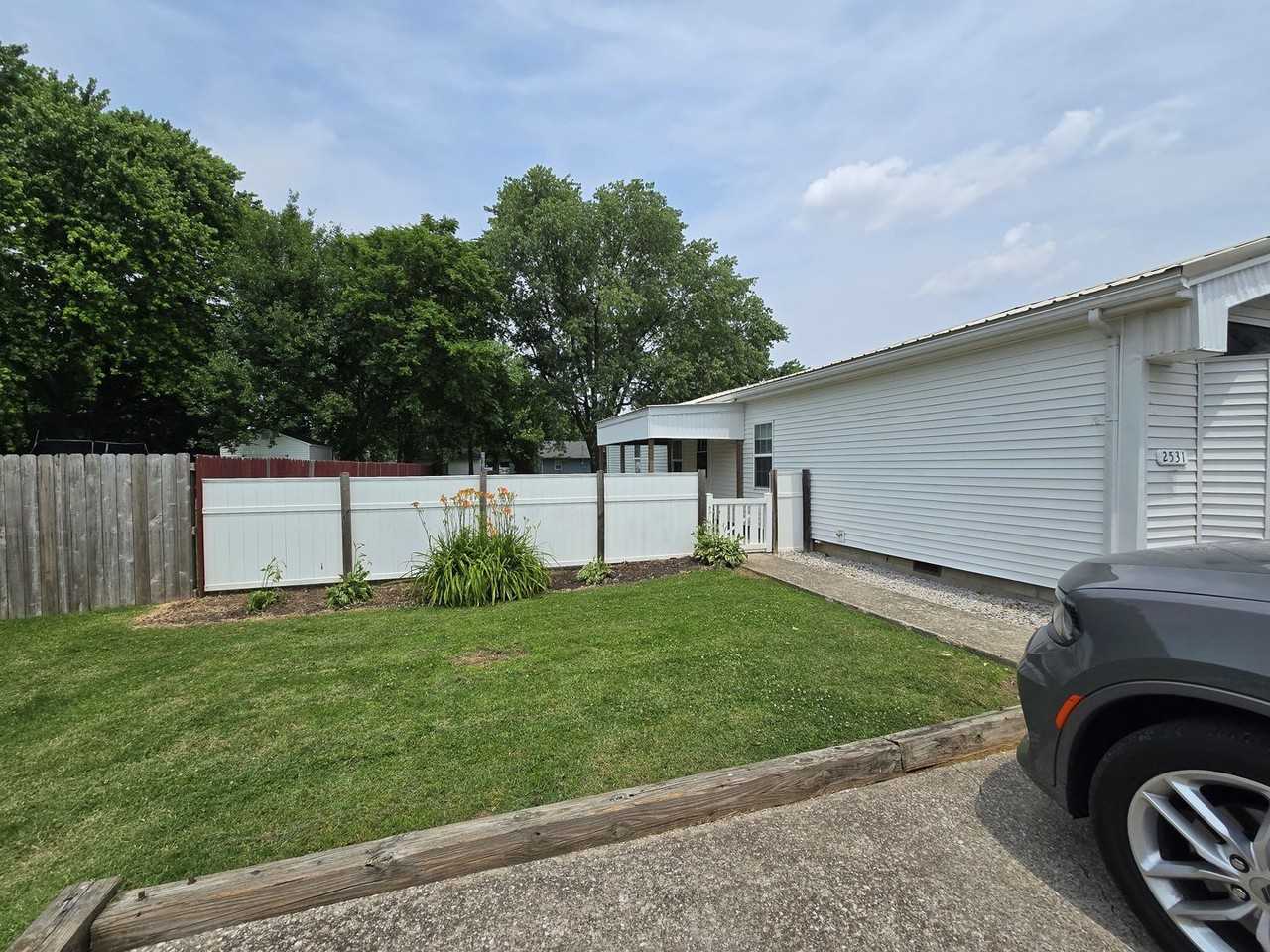2531 Westwood Ave - Photo 2 of 14