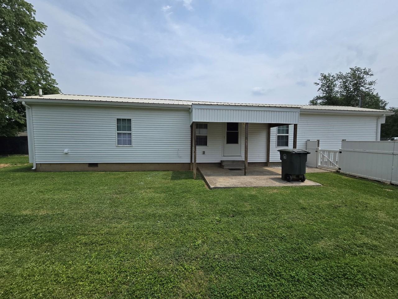 2531 Westwood Ave - Photo 3 of 14