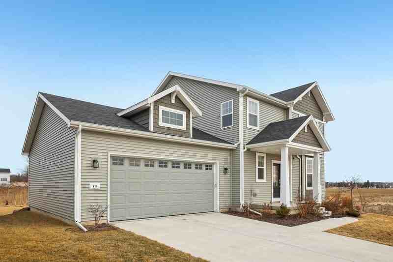 415 Tawny Elm Pkwy - Photo 2 of 36