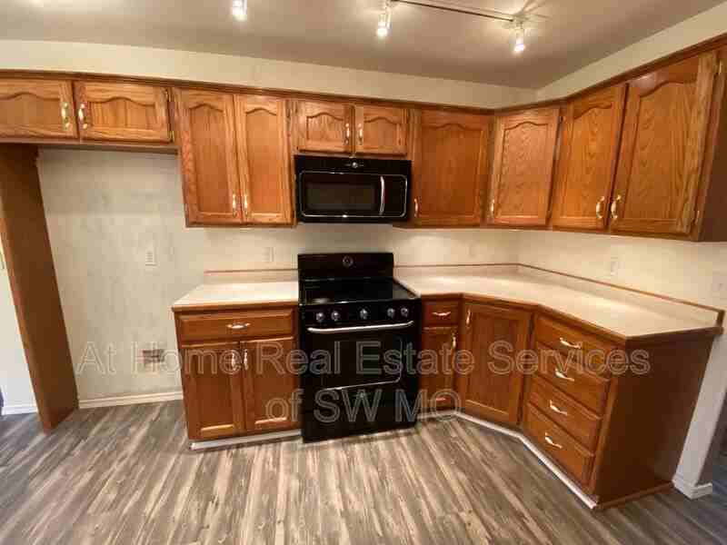 3916 S El Amber Ave - Photo 7 of 18