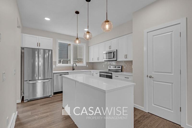 20935 25 Ave Nw #MAIN - Photo 2 of 25