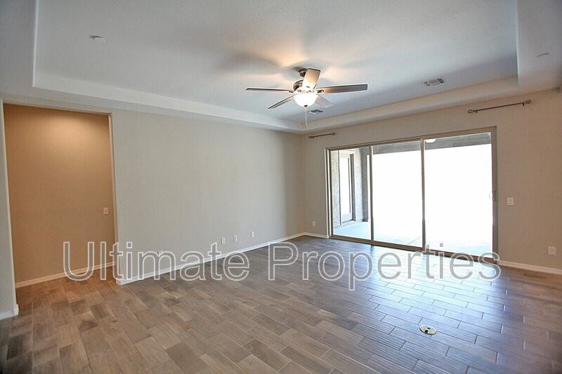 30104 N 116th Ln - Photo 3 of 34