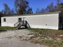 featured image of 109 Shamrock Park Dr